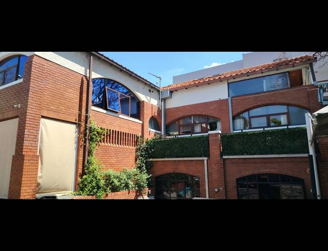 1,059M² OFFICE FOR SALE IN ILLOVO